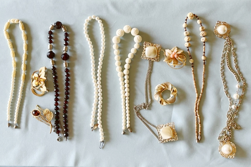 愛知 蒲郡 B-side 遺品整理 形見分け 供養 家具 日用品 分別 廃棄